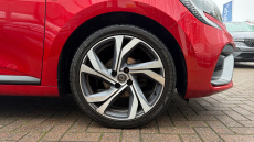 Renault Clio 1.0 TCe 100 RS Line 5dr Petrol Hatchback